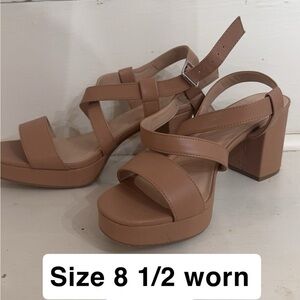 Women's Tan Sandals